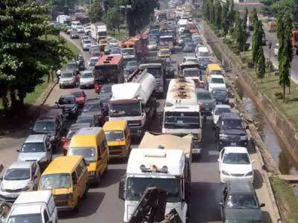 Lagos-Ibadan gridlock: FRSC announces alternative routes